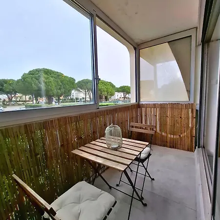 Апартаменты Le Grand Pavois - Balcon, Marina, Parking Et Velos Ле-Гро-дю-Руа