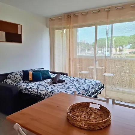 Апартаменты Le Grand Pavois - Balcon, Marina, Parking Et Velos Ле-Гро-дю-Руа